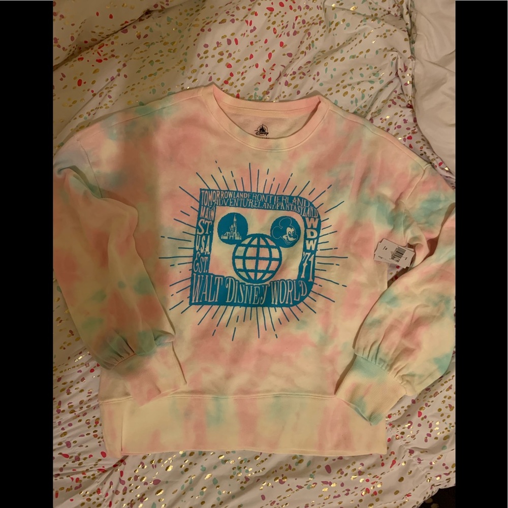 Walt Disney World Long Sleeve Lounge Pullover